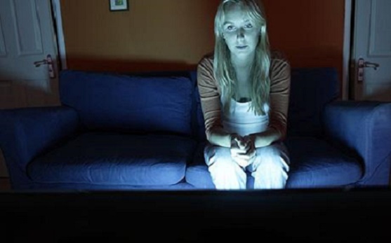 Study shows TV's subliminal influence on women's perception of pregnancy and birth